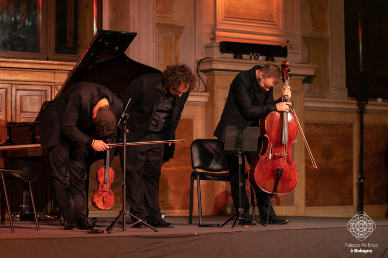 Re Enzo in Musica Orchestra Senzaspine Palazzo Re Enzo