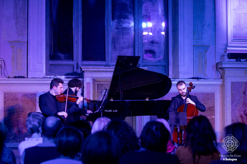 Re Enzo in Musica Orchestra Senzaspine Palazzo Re Enzo